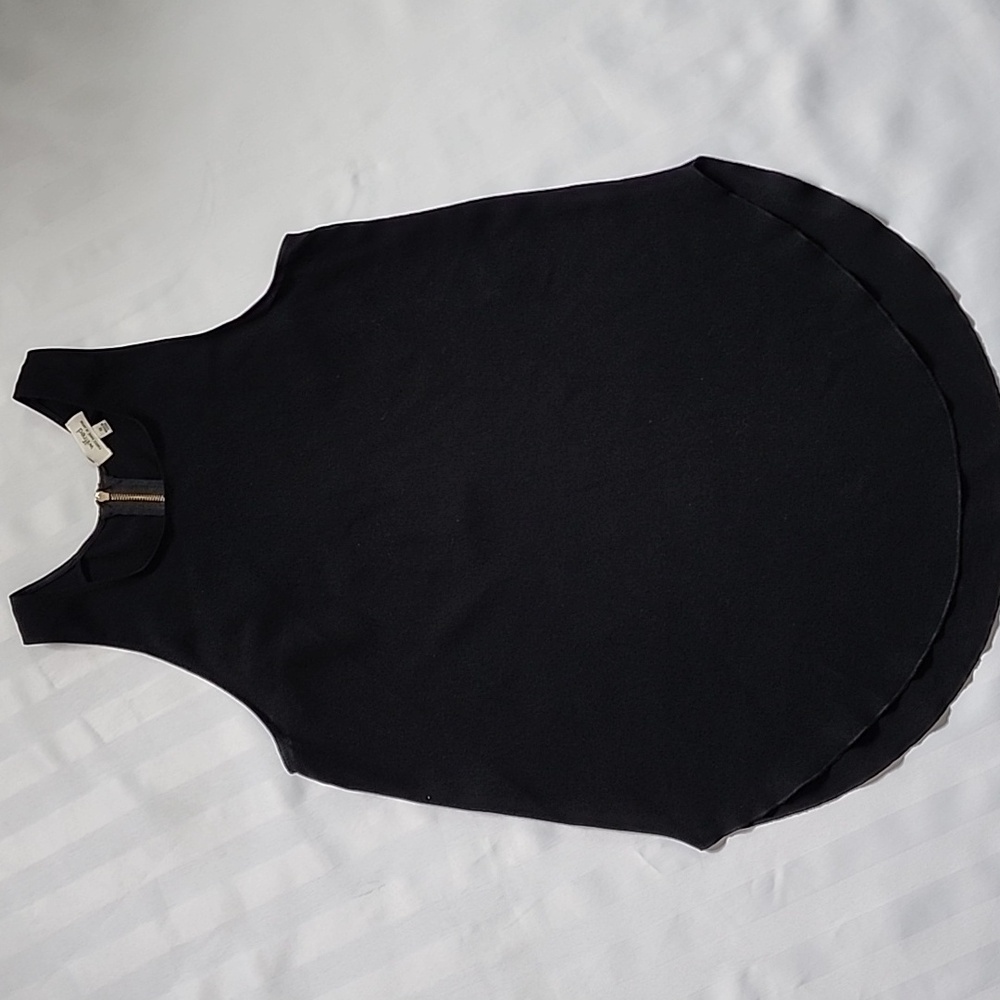 Wilfred Black Top with Gold Zipper